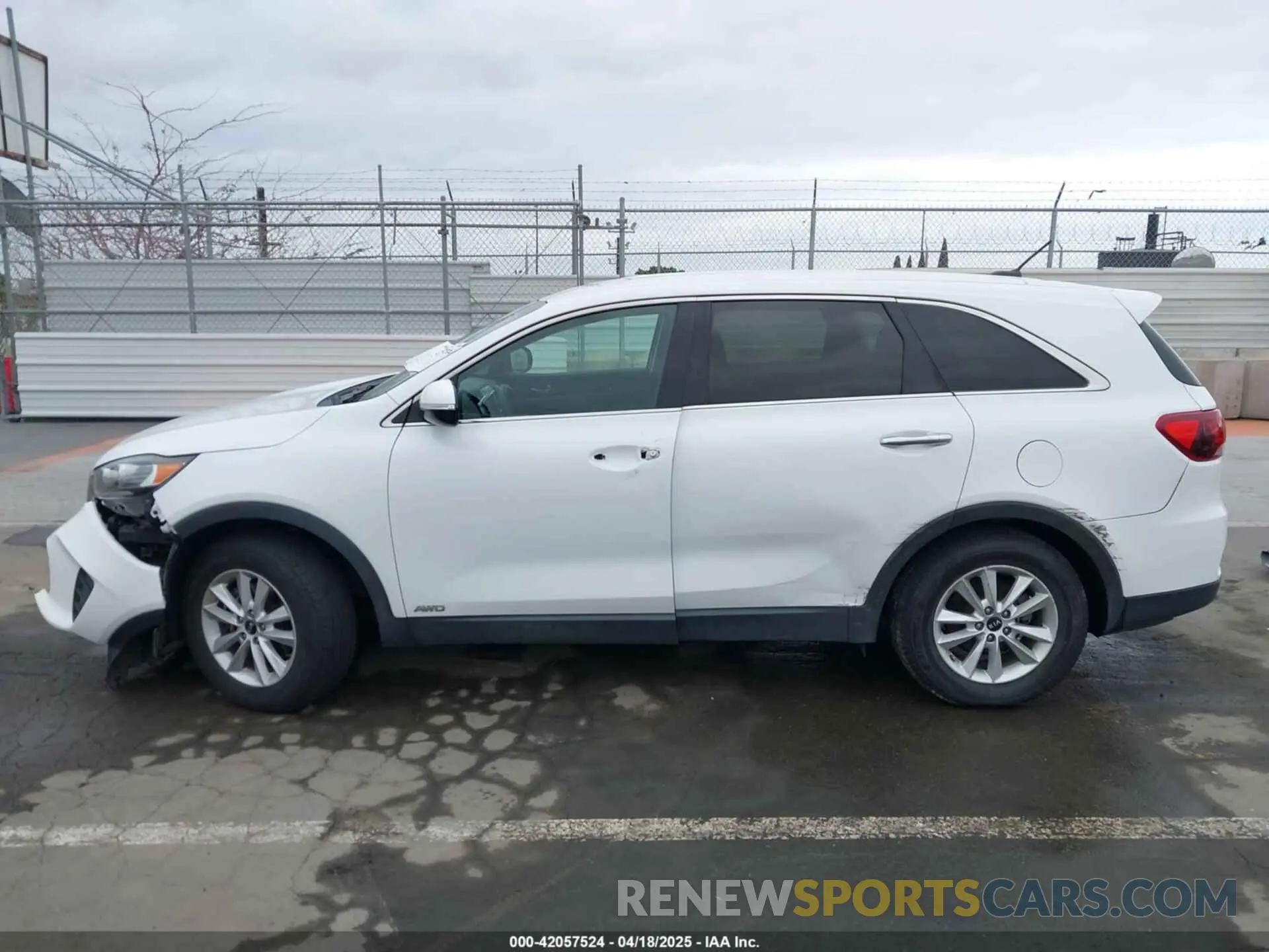 13 fotografías del automóvil dañado 5XYPGDA53KG456969 KIA SORENTO 2019