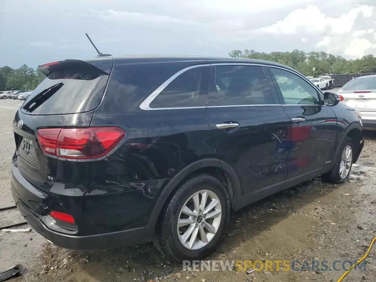 3 fotografías del automóvil dañado 5XYPGDA53KG536952 KIA SORENTO 2019