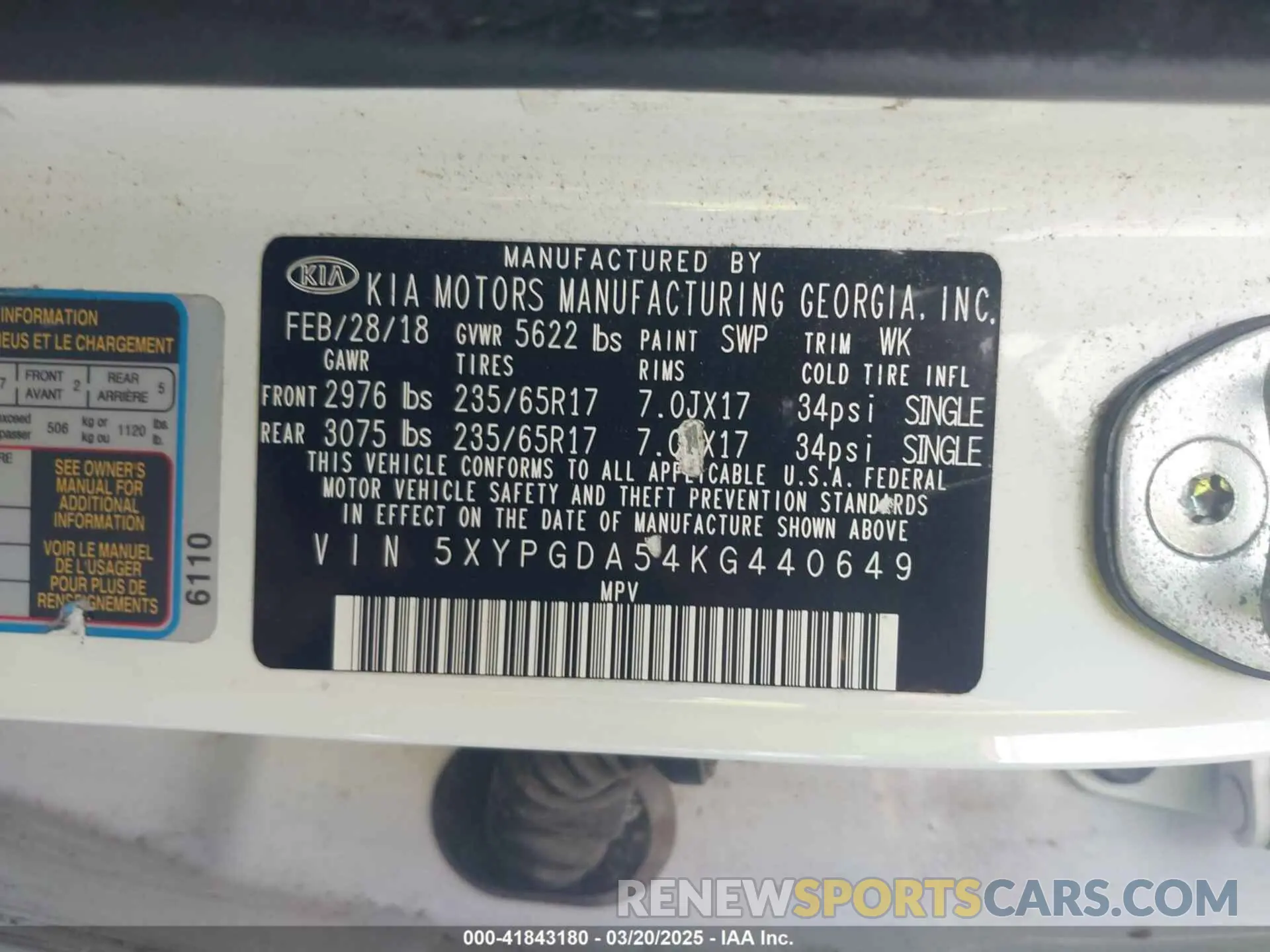 9 fotografías del automóvil dañado 5XYPGDA54KG440649 KIA SORENTO 2019