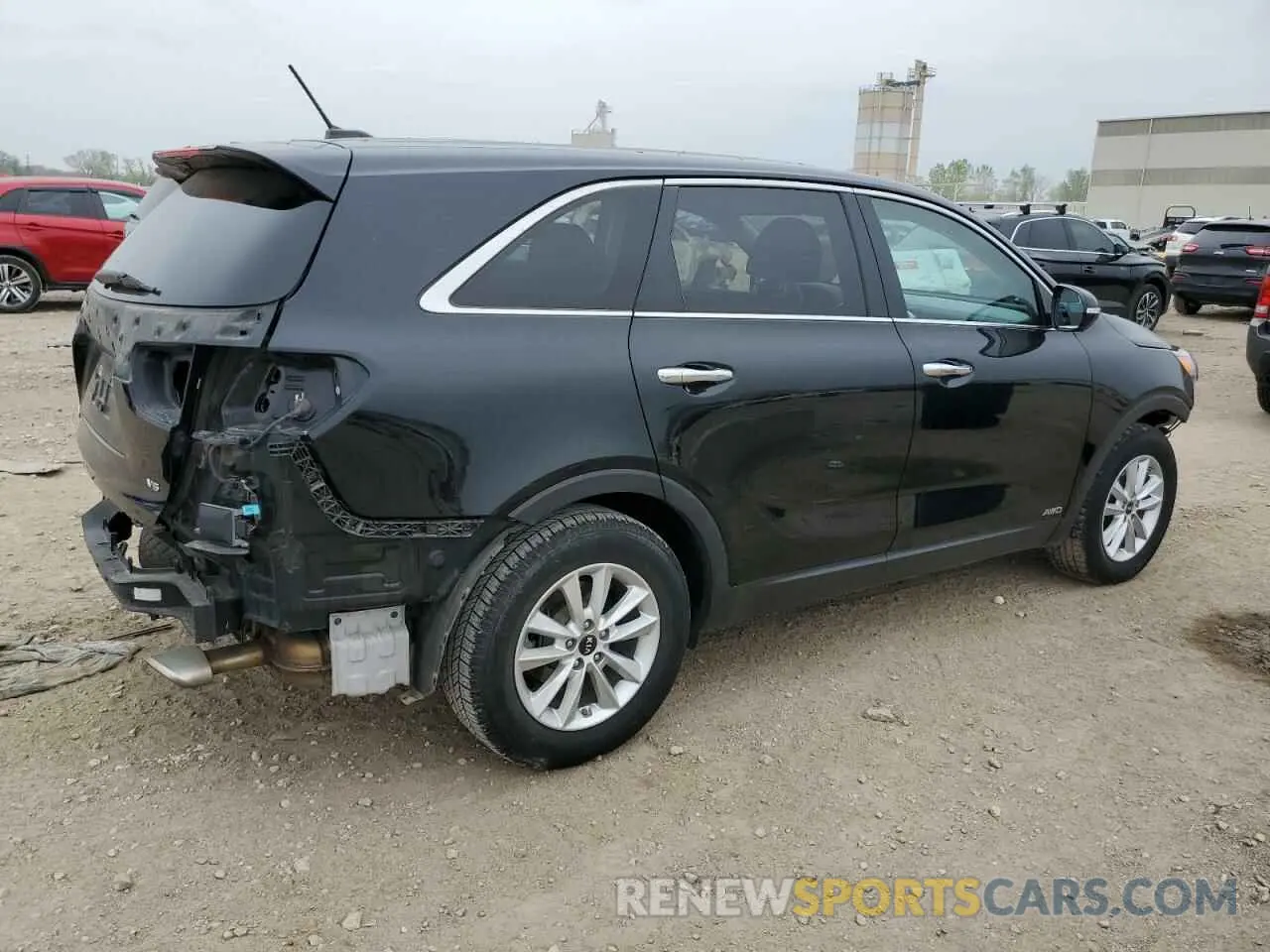 3 fotografías del automóvil dañado 5XYPGDA54KG444104 KIA SORENTO 2019