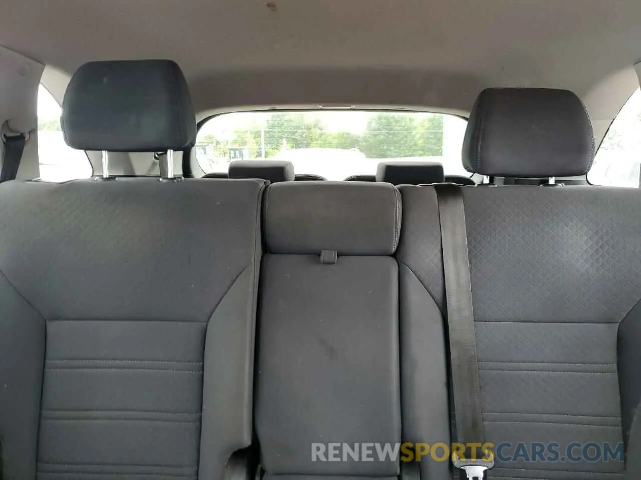 10 fotografías del automóvil dañado 5XYPGDA55KG505878 KIA SORENTO 2019
