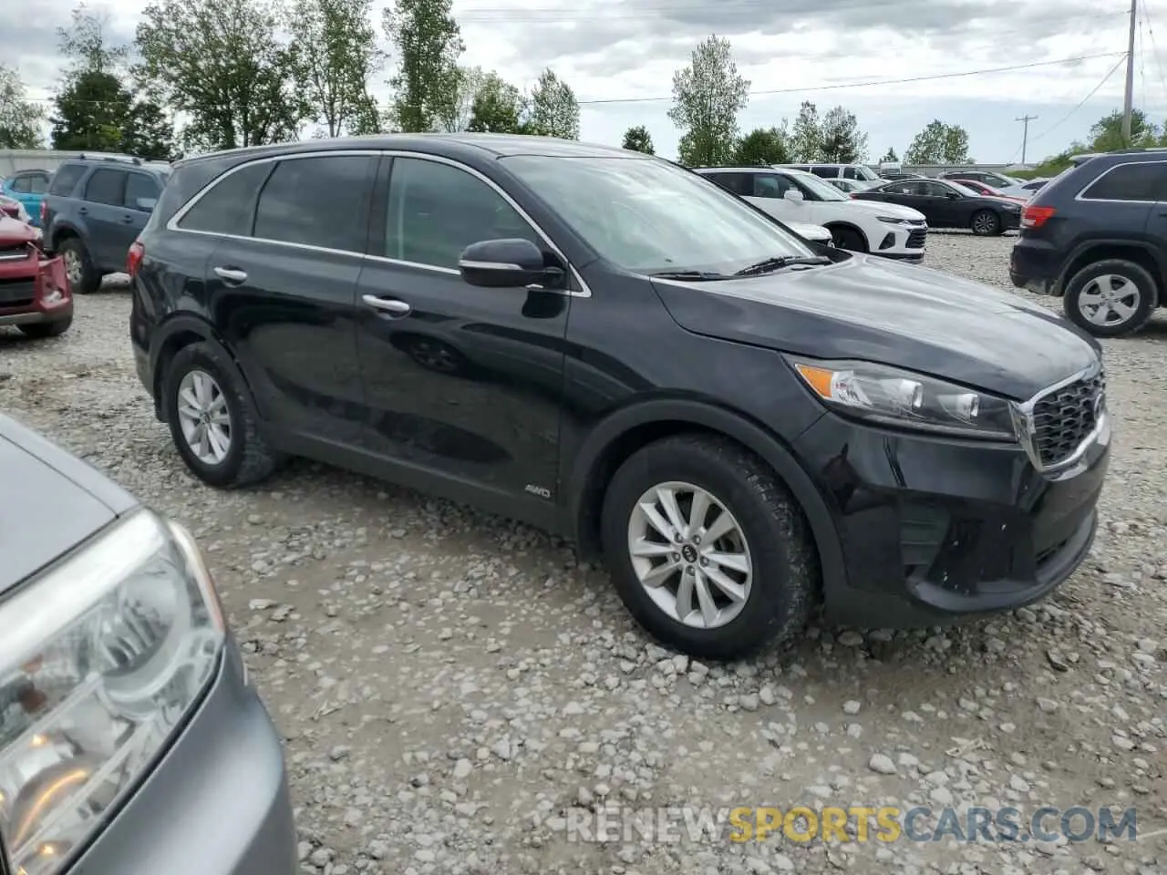 4 fotografías del automóvil dañado 5XYPGDA55KG505878 KIA SORENTO 2019