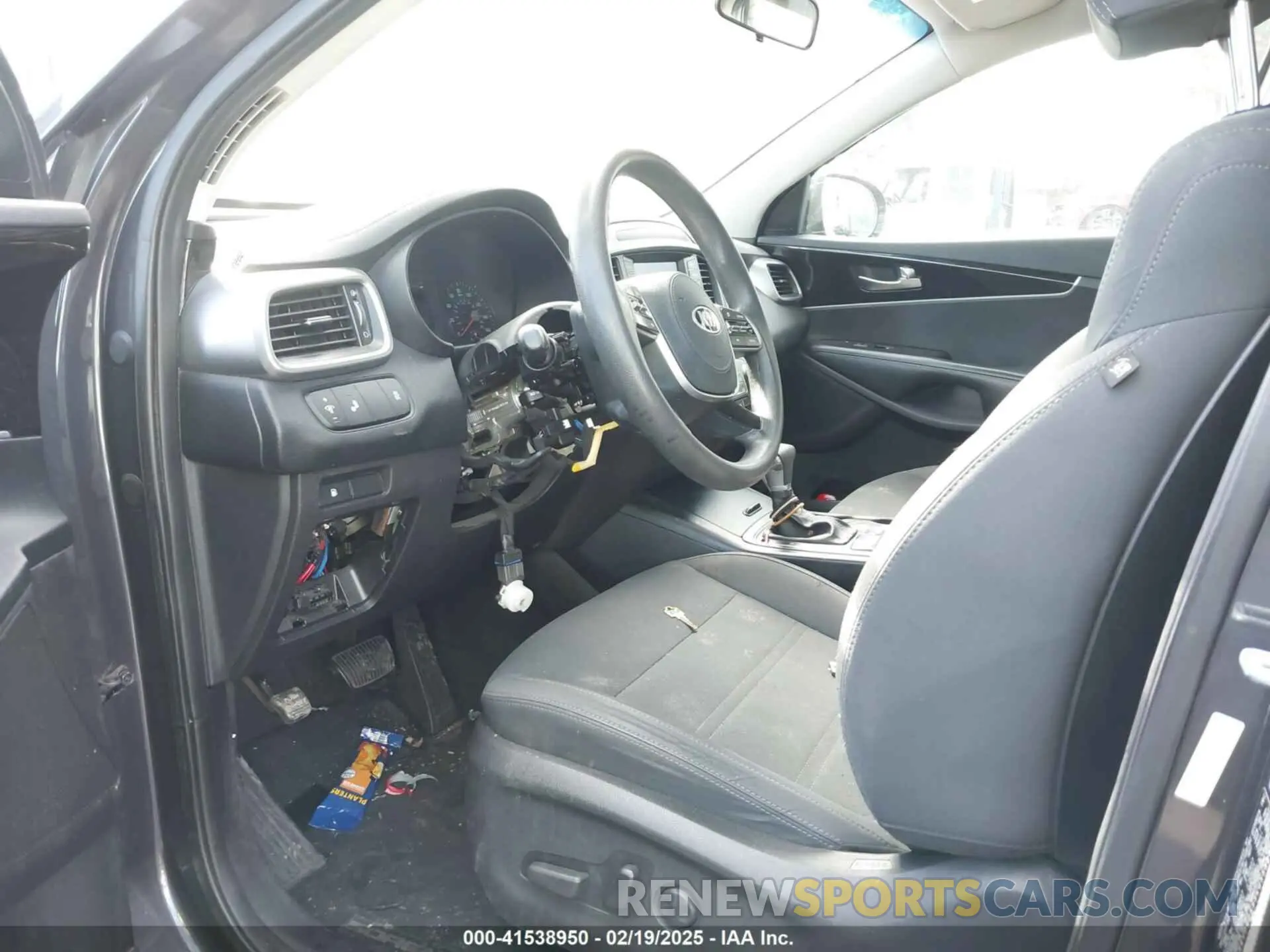 18 fotografías del automóvil dañado 5XYPGDA55KG553235 KIA SORENTO 2019