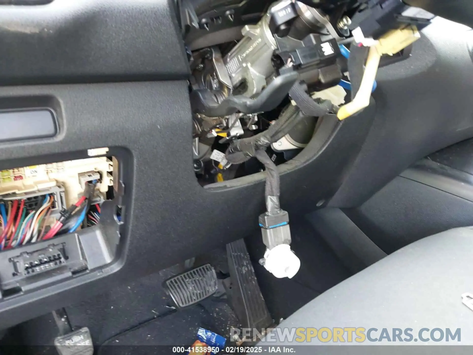 20 fotografías del automóvil dañado 5XYPGDA55KG553235 KIA SORENTO 2019