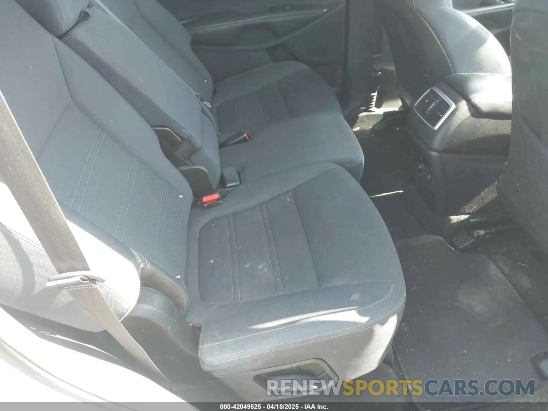 8 fotografías del automóvil dañado 5XYPGDA56KG441320 KIA SORENTO 2019