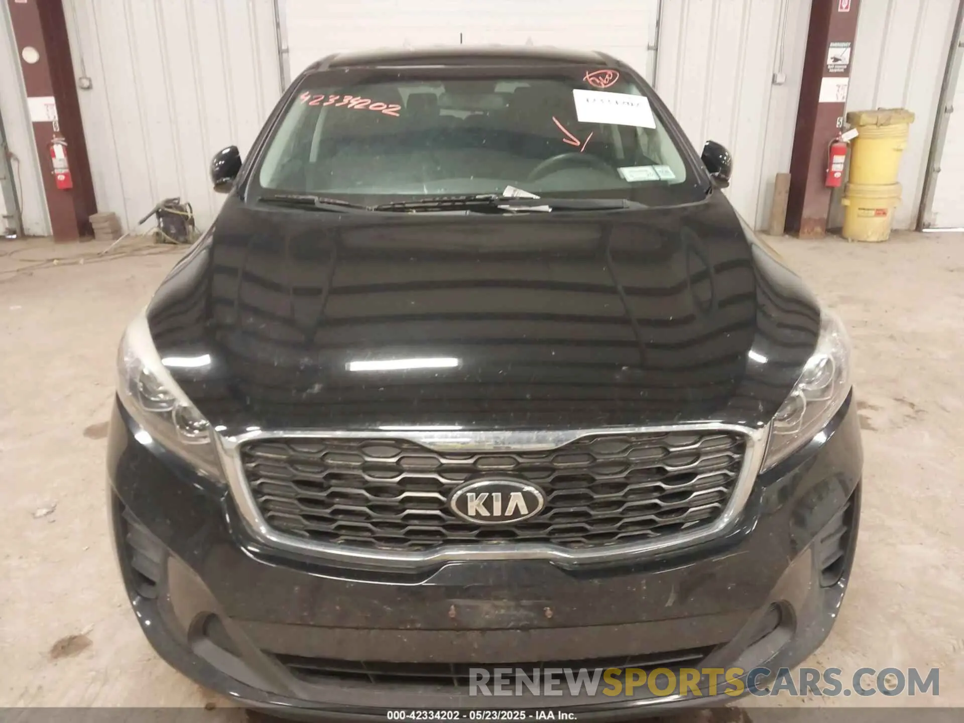 12 fotografías del automóvil dañado 5XYPGDA56KG444105 KIA SORENTO 2019