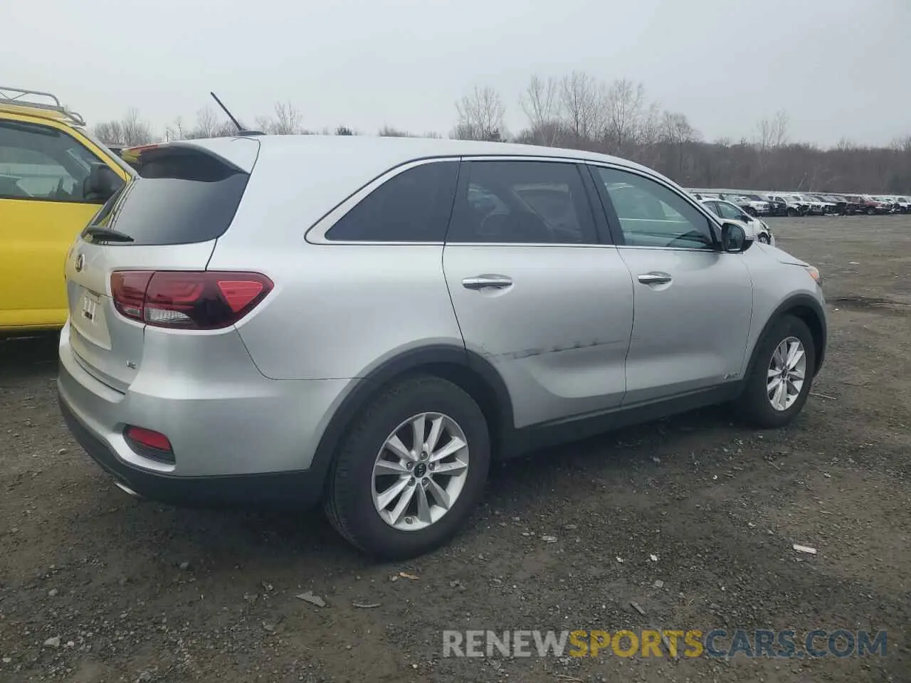 3 fotografías del automóvil dañado 5XYPGDA56KG488041 KIA SORENTO 2019