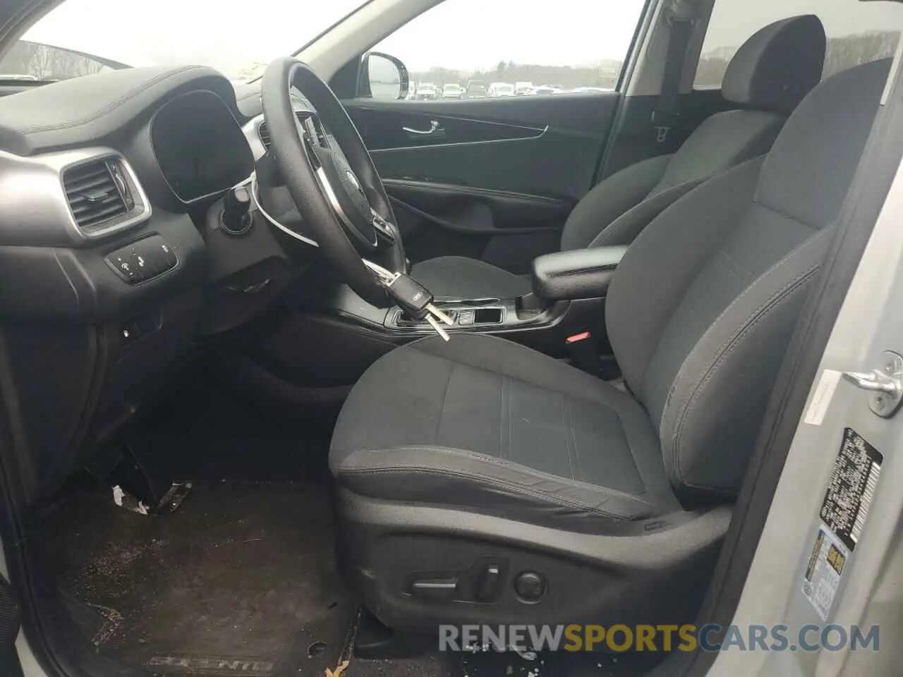 7 fotografías del automóvil dañado 5XYPGDA56KG488041 KIA SORENTO 2019