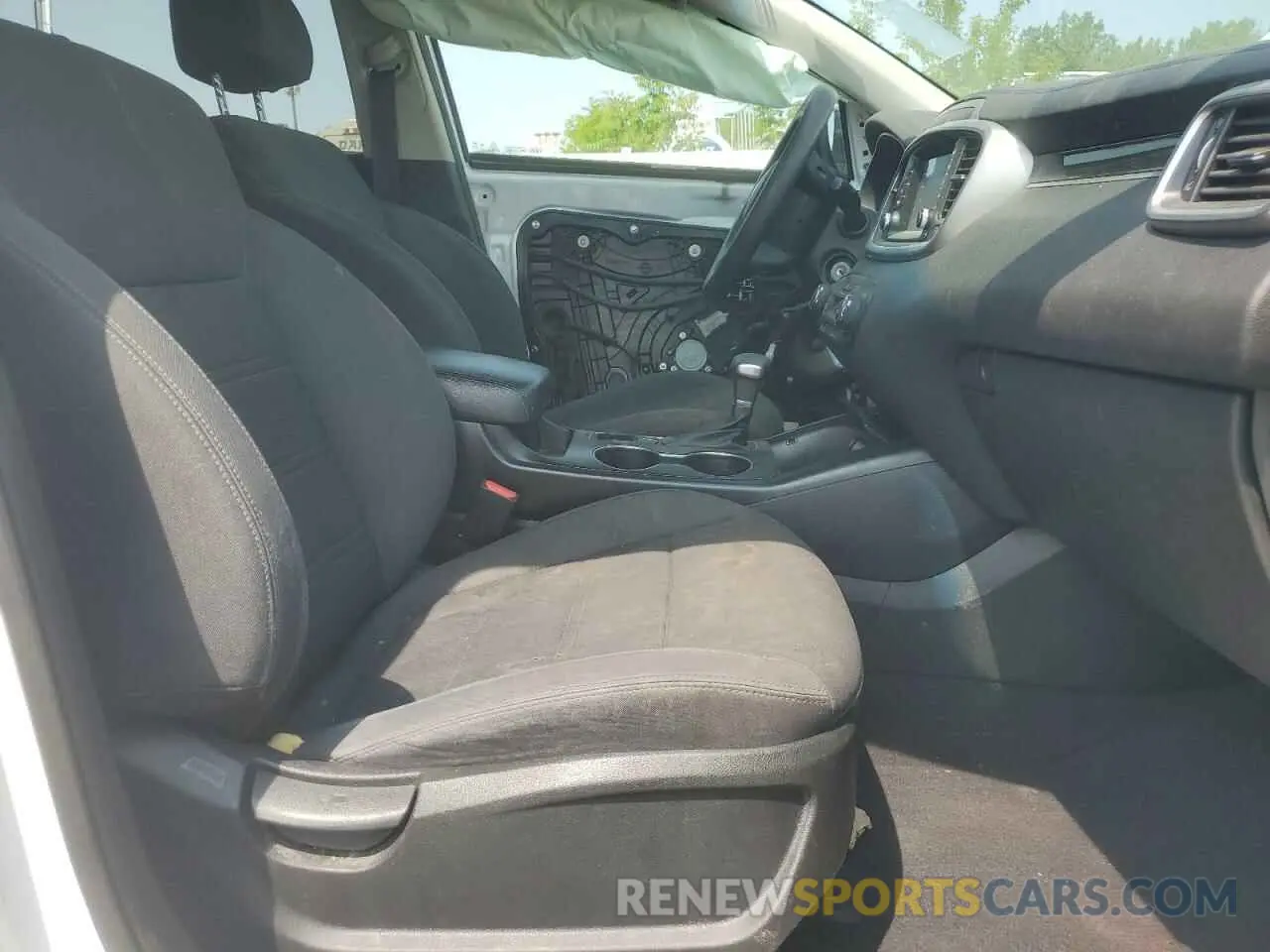 7 fotografías del automóvil dañado 5XYPGDA57KG466792 KIA SORENTO 2019