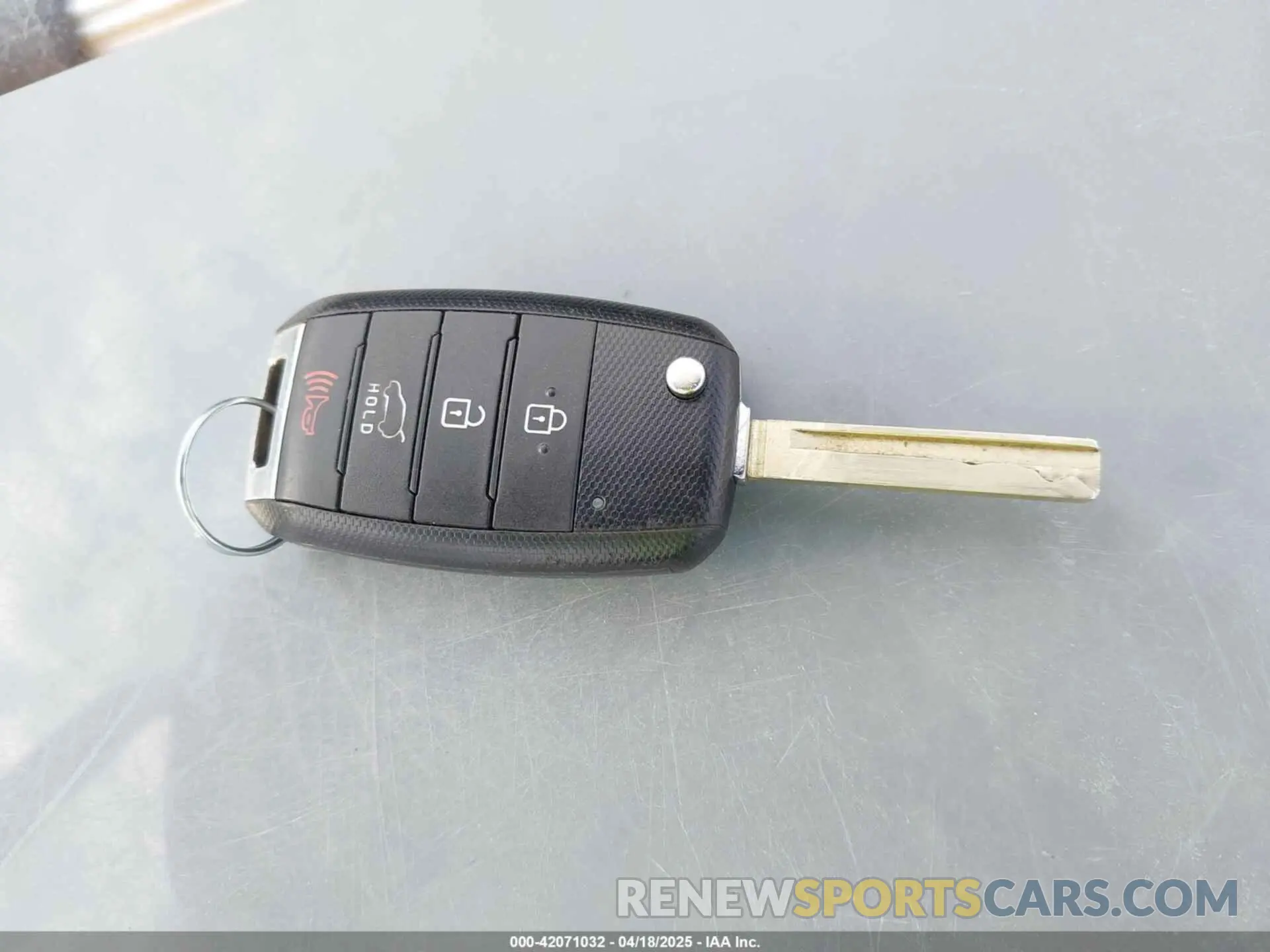 11 fotografías del automóvil dañado 5XYPGDA57KG487111 KIA SORENTO 2019