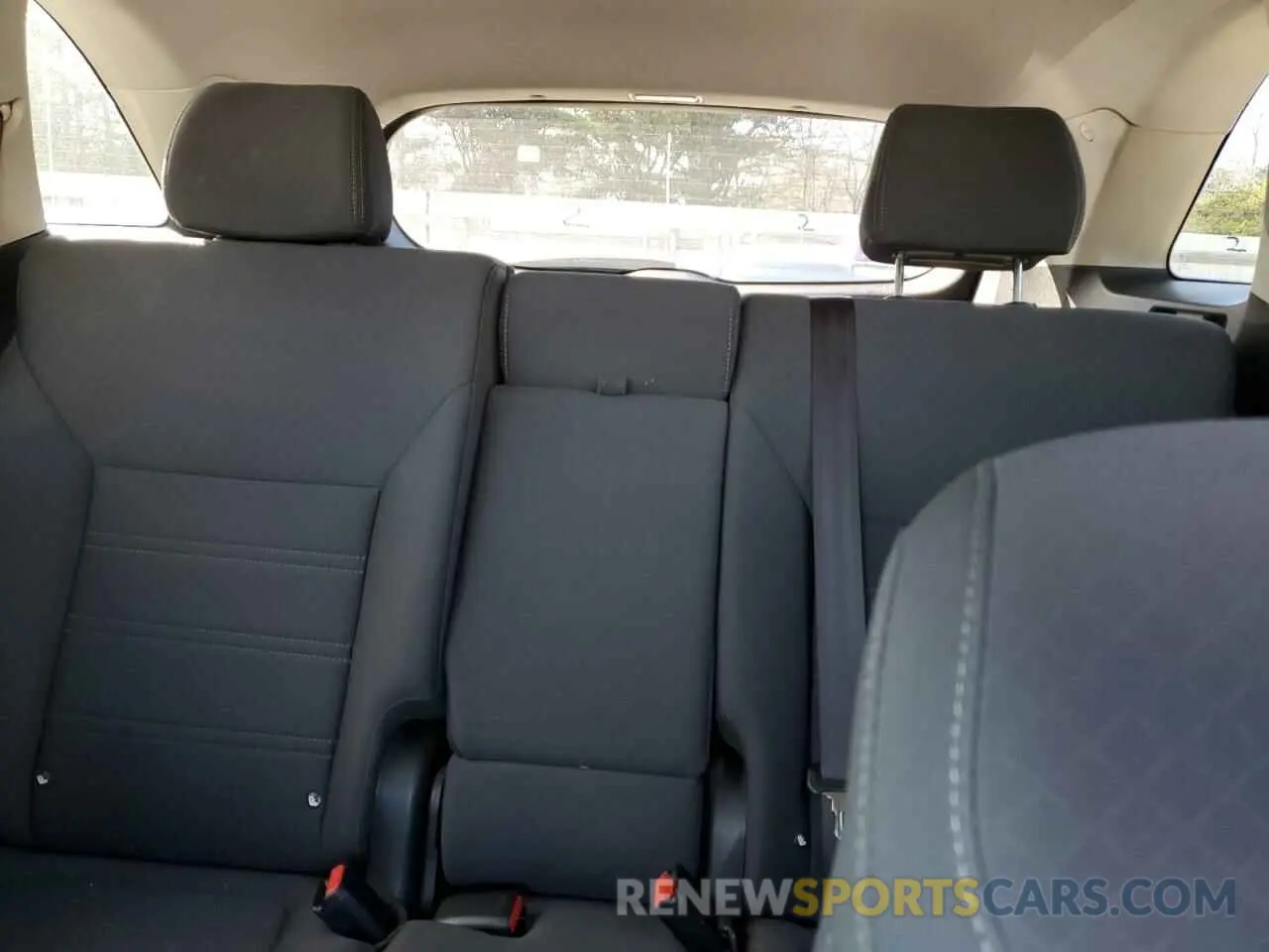 10 fotografías del automóvil dañado 5XYPGDA57KG584678 KIA SORENTO 2019