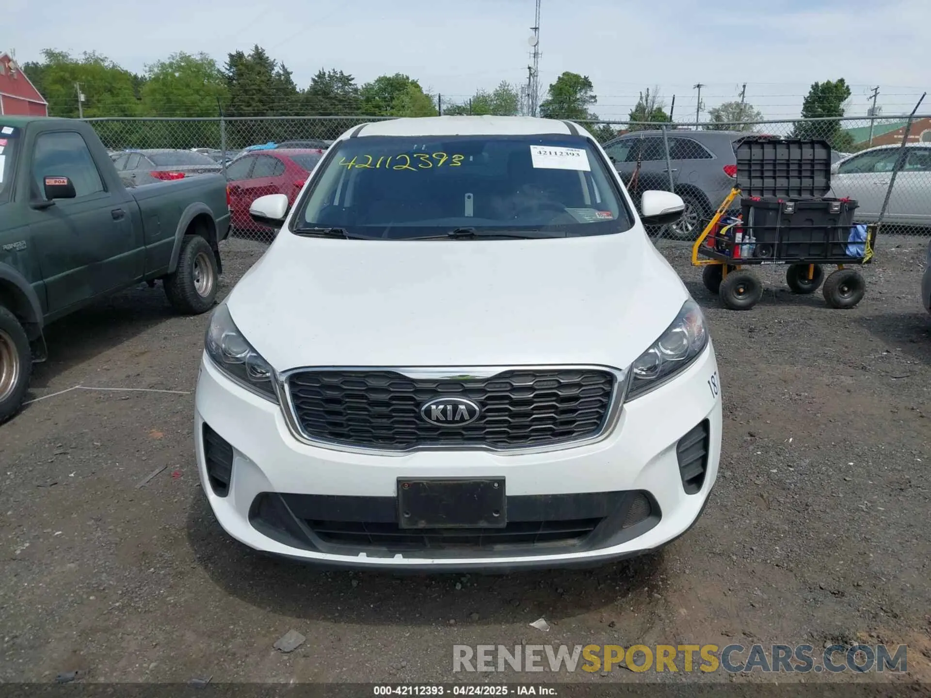 12 fotografías del automóvil dañado 5XYPGDA59KG440713 KIA SORENTO 2019