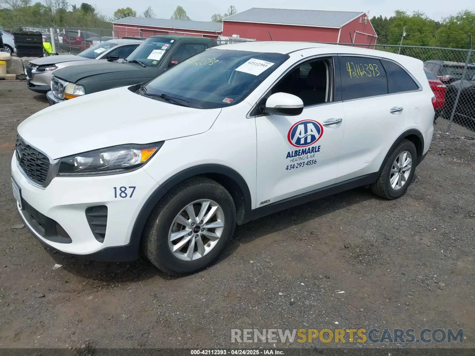 2 fotografías del automóvil dañado 5XYPGDA59KG440713 KIA SORENTO 2019