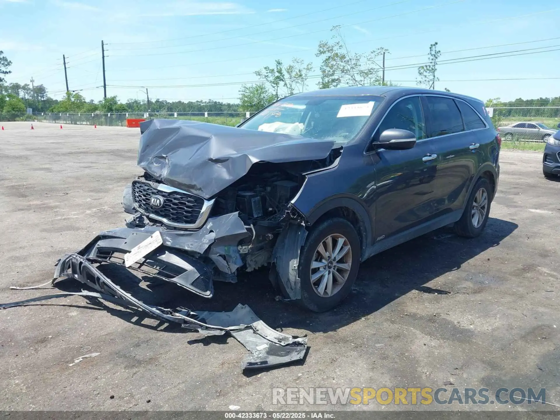 2 fotografías del automóvil dañado 5XYPGDA59KG448942 KIA SORENTO 2019