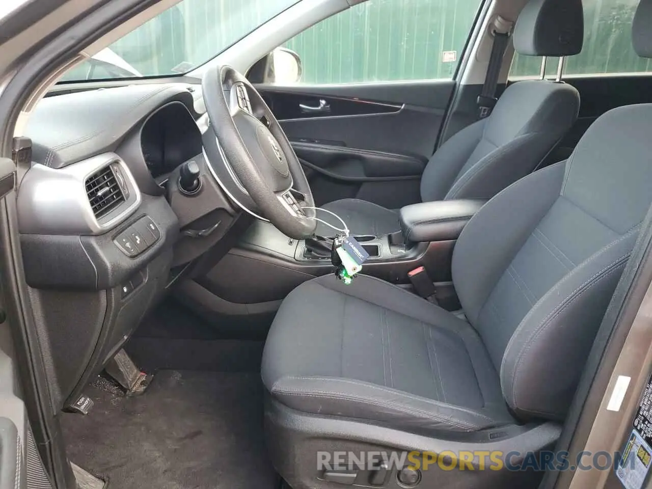 7 fotografías del automóvil dañado 5XYPGDA5XKG449209 KIA SORENTO 2019
