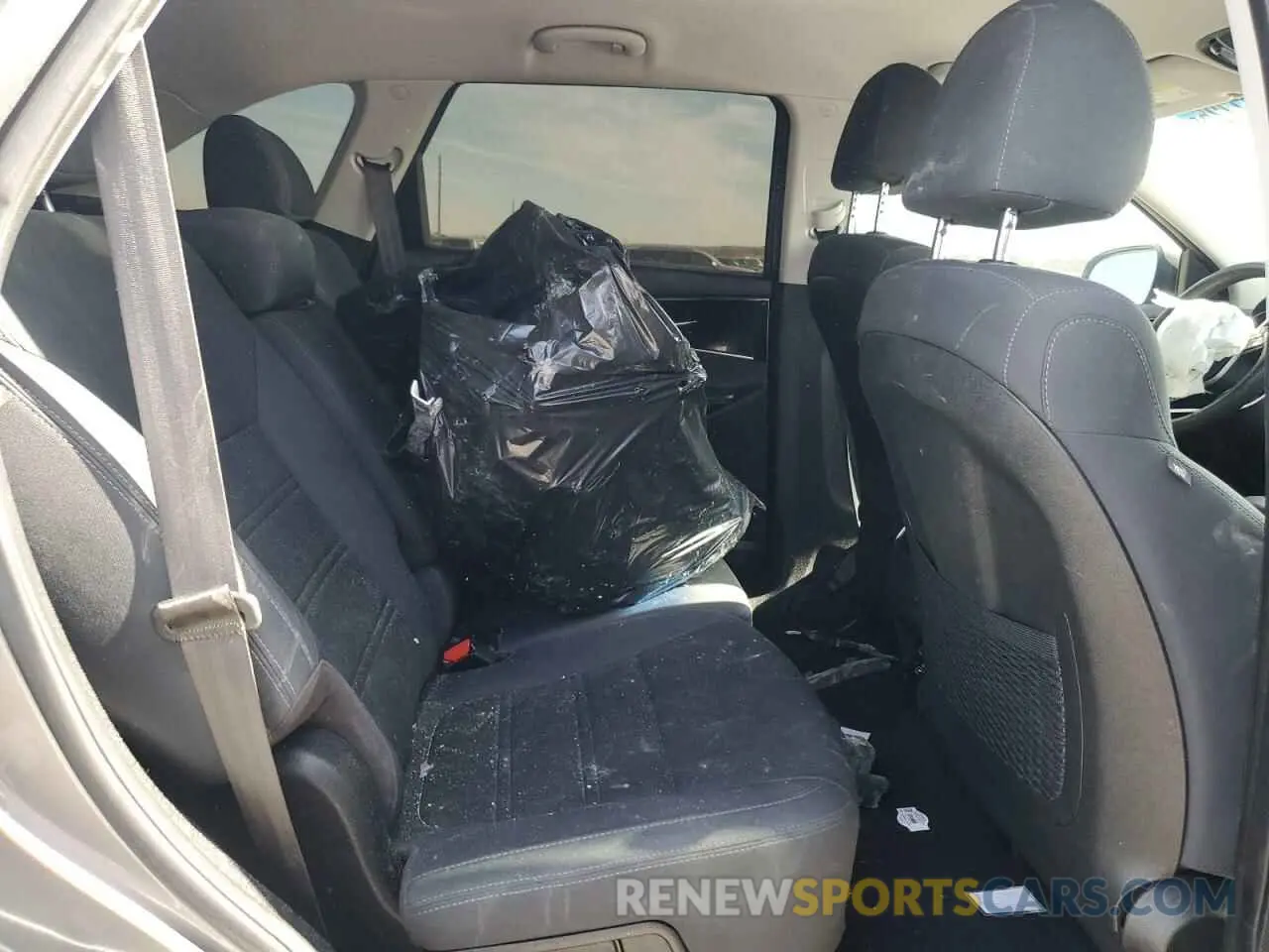 11 fotografías del automóvil dañado 5XYPGDA5XKG466611 KIA SORENTO 2019