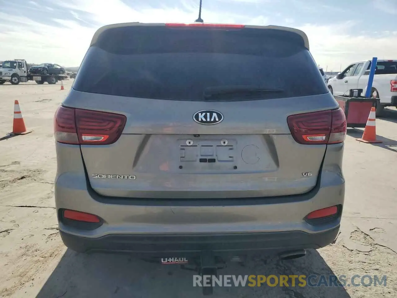 6 fotografías del automóvil dañado 5XYPGDA5XKG466611 KIA SORENTO 2019