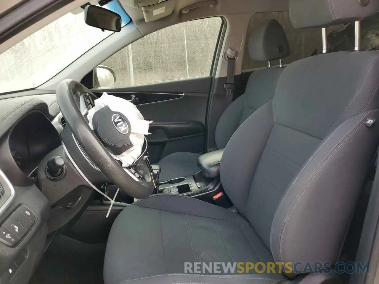7 fotografías del automóvil dañado 5XYPGDA5XKG466611 KIA SORENTO 2019