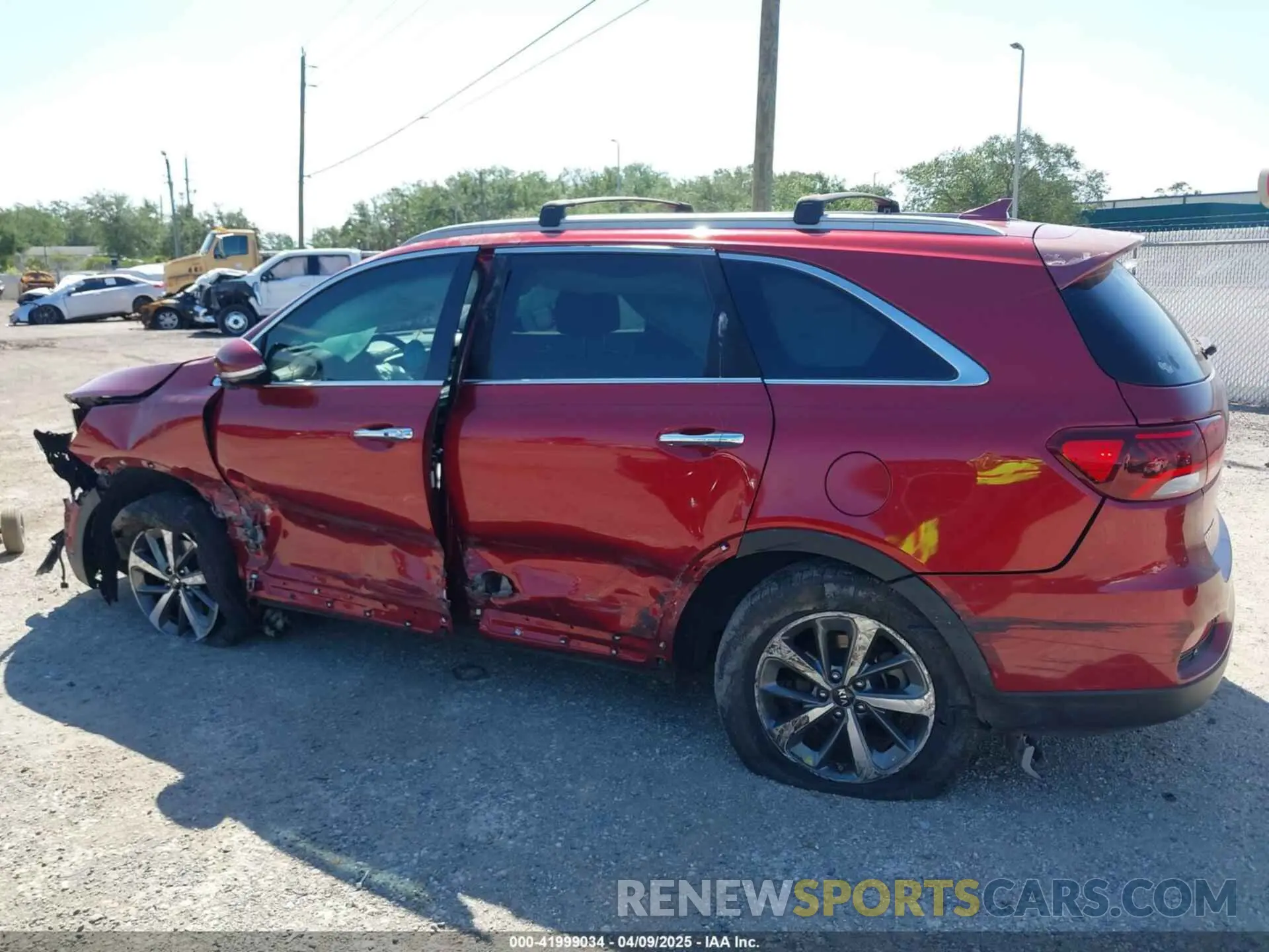 15 fotografías del automóvil dañado 5XYPH4A50KG464007 KIA SORENTO 2019