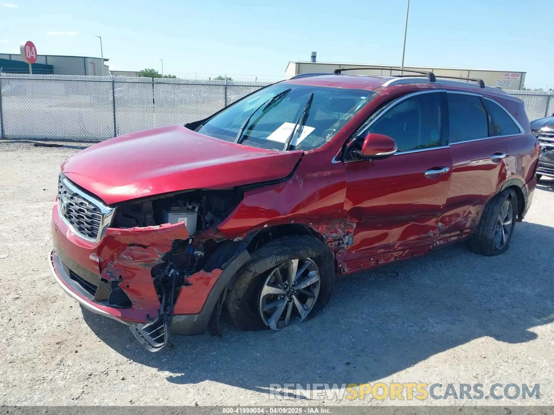 2 fotografías del automóvil dañado 5XYPH4A50KG464007 KIA SORENTO 2019
