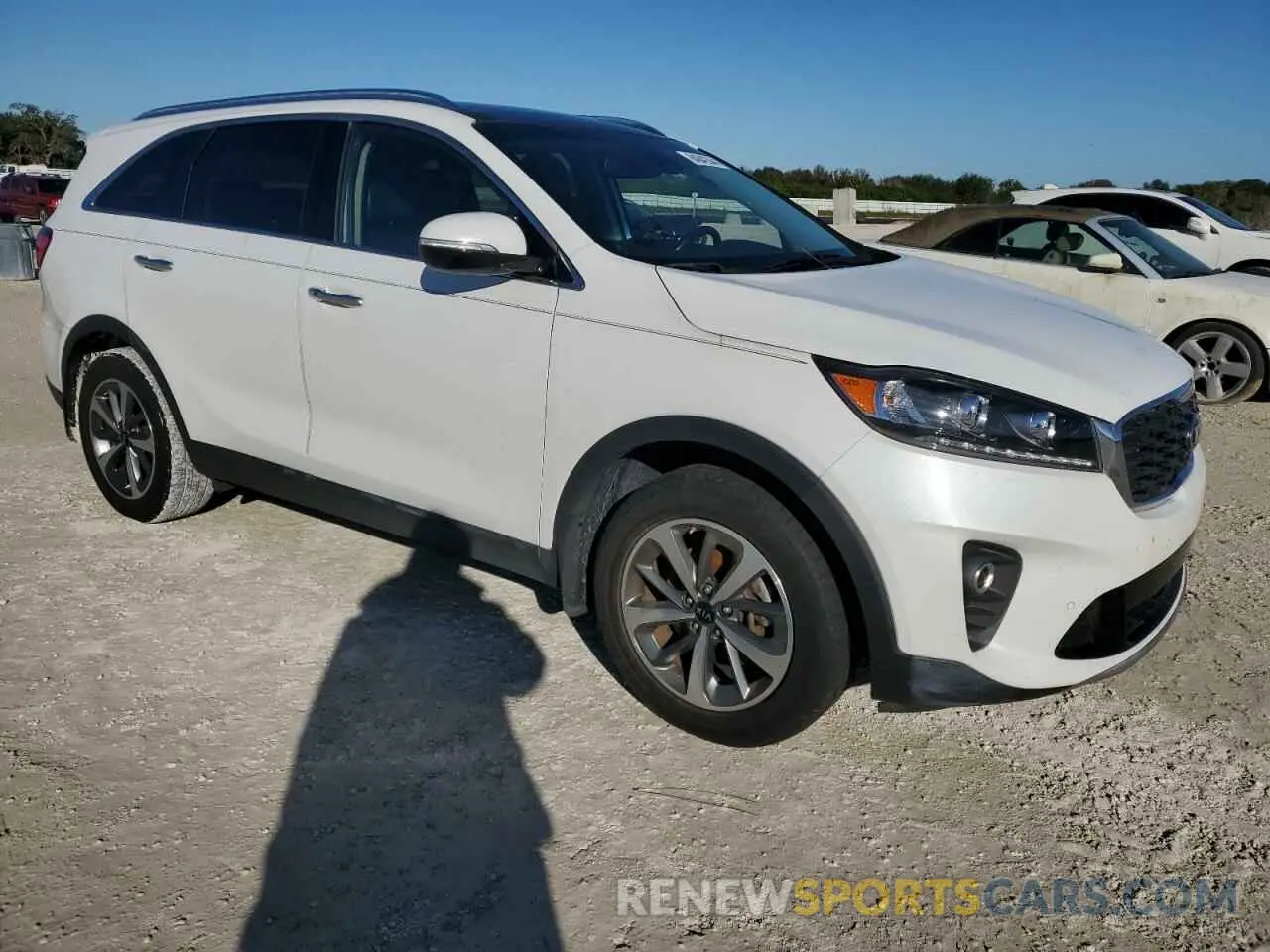 4 fotografías del automóvil dañado 5XYPH4A50KG500858 KIA SORENTO 2019