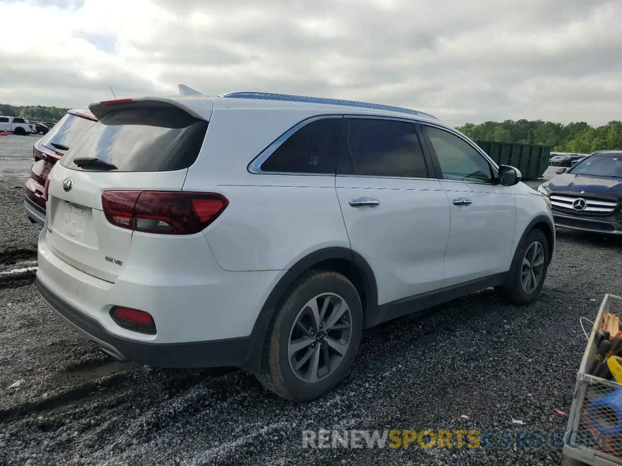 3 fotografías del automóvil dañado 5XYPH4A50KG501119 KIA SORENTO 2019