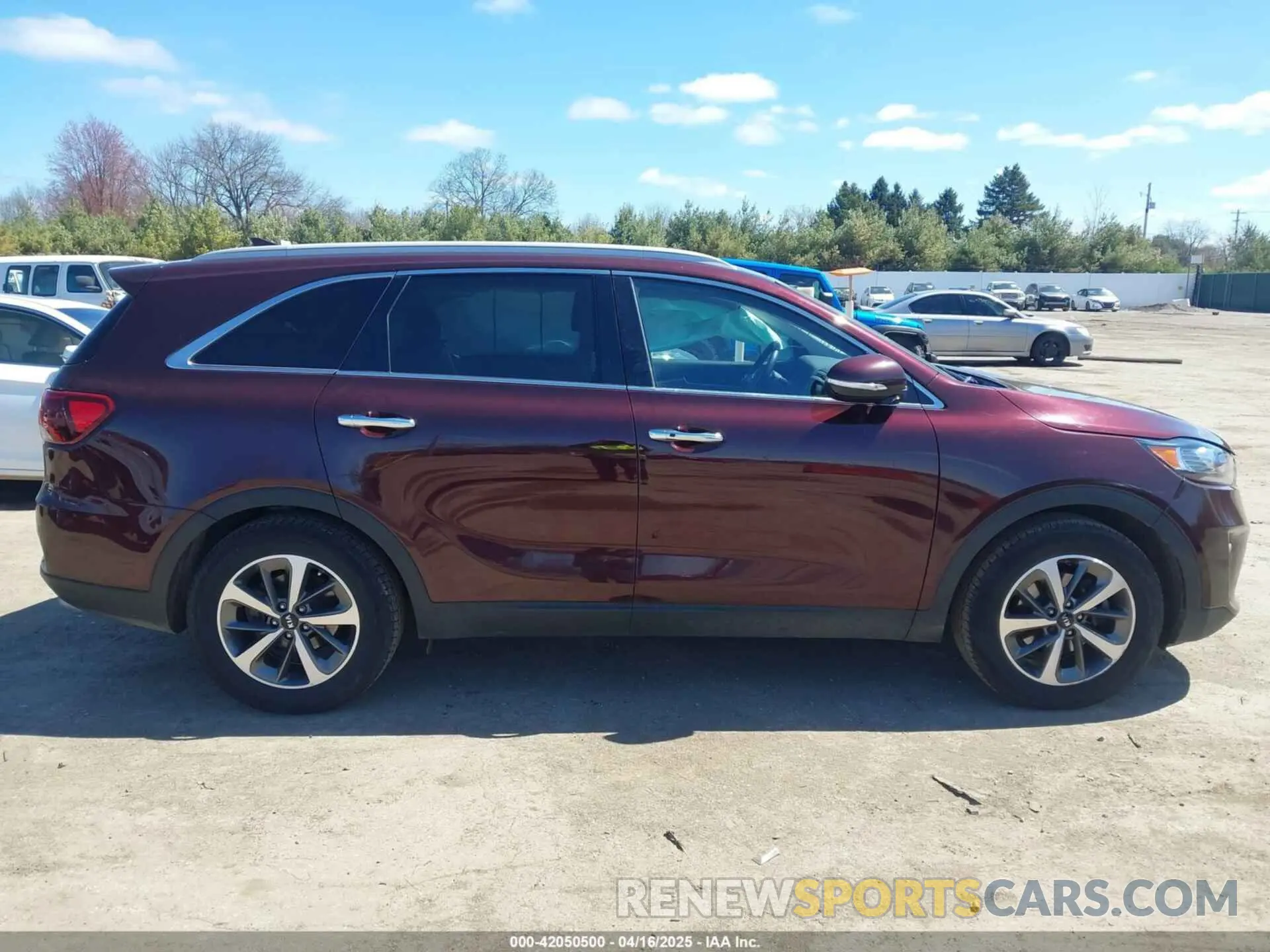 13 fotografías del automóvil dañado 5XYPH4A50KG512914 KIA SORENTO 2019