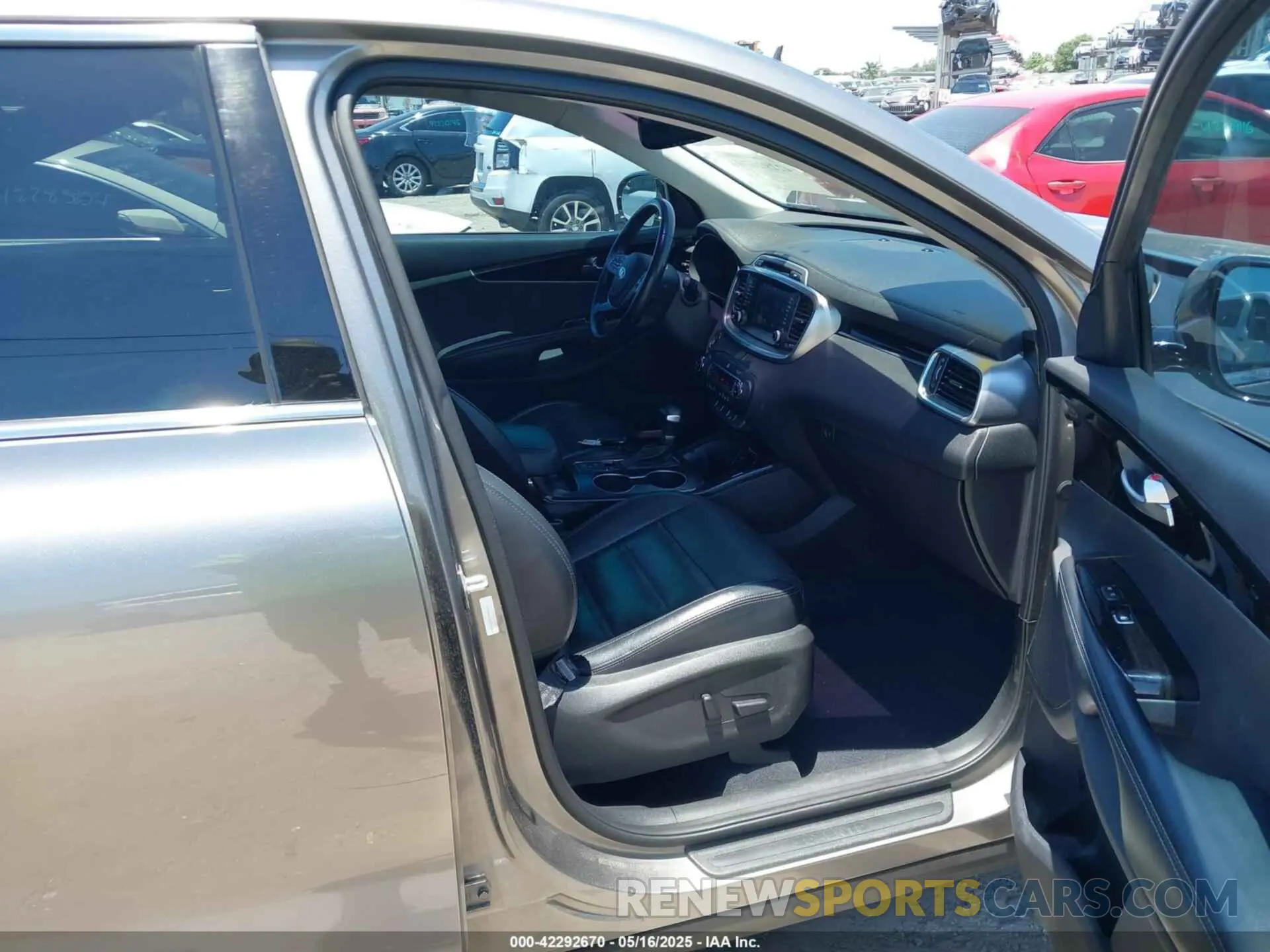 5 fotografías del automóvil dañado 5XYPH4A52KG472996 KIA SORENTO 2019
