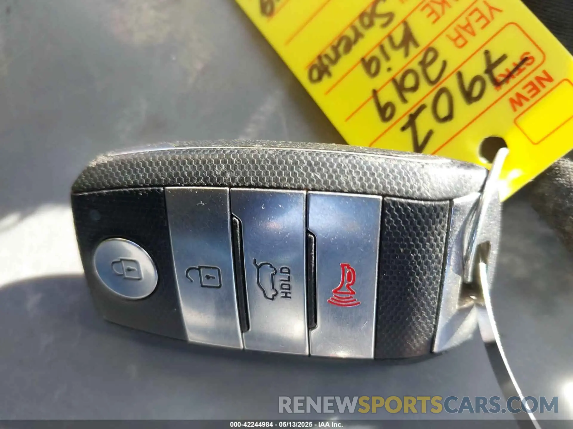 11 fotografías del automóvil dañado 5XYPH4A52KG509349 KIA SORENTO 2019