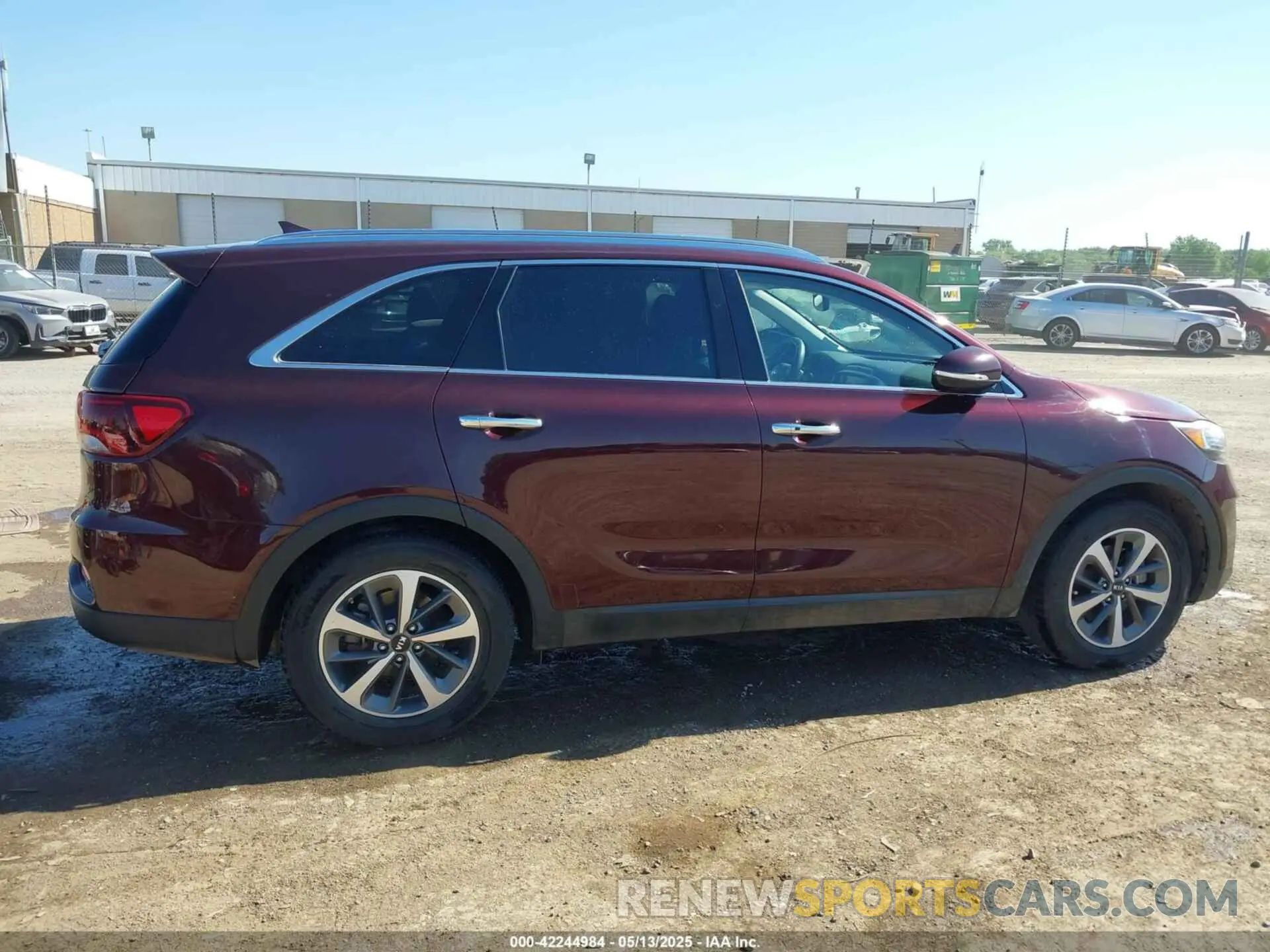 13 fotografías del automóvil dañado 5XYPH4A52KG509349 KIA SORENTO 2019