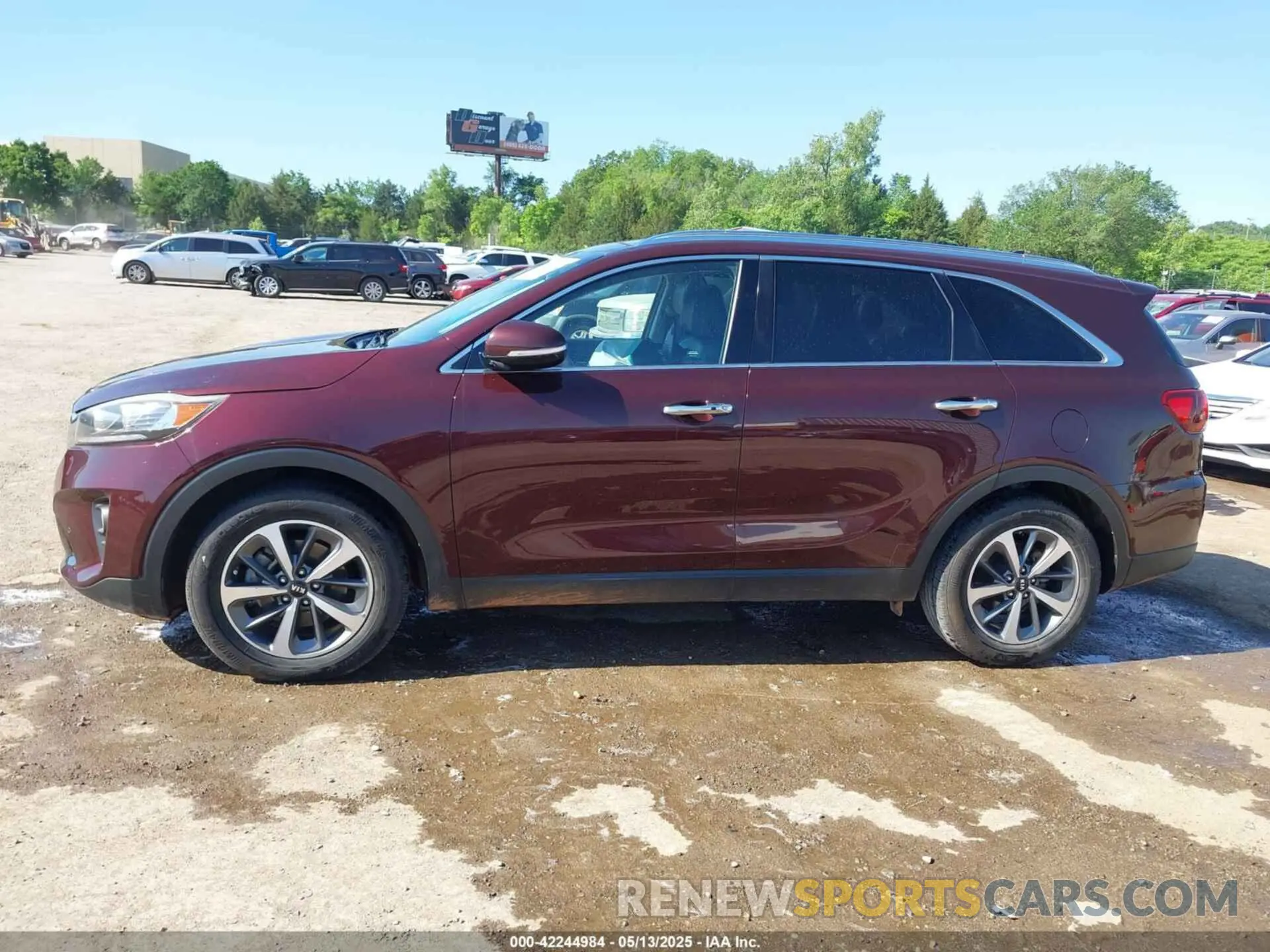 14 fotografías del automóvil dañado 5XYPH4A52KG509349 KIA SORENTO 2019