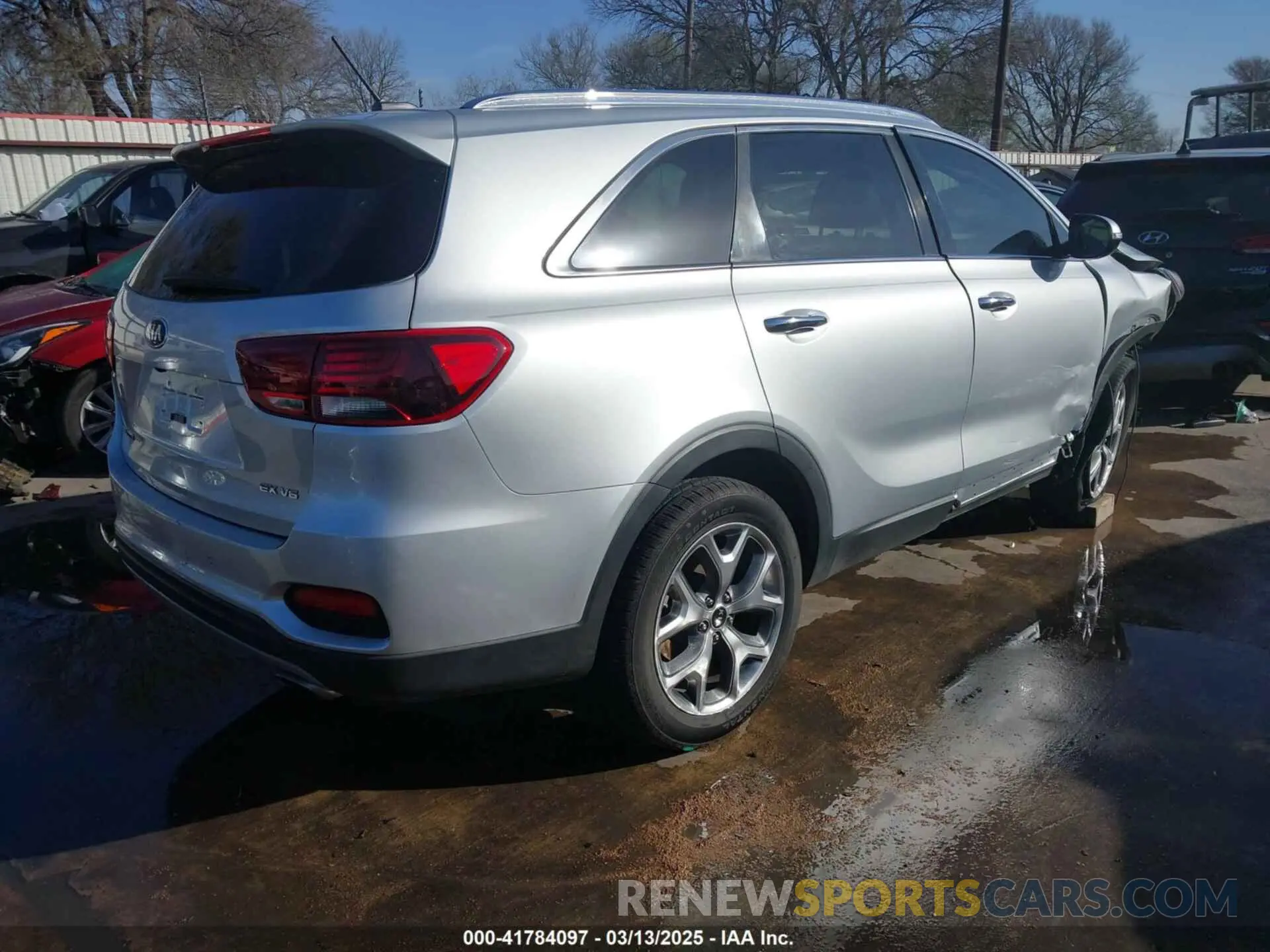 4 fotografías del automóvil dañado 5XYPH4A52KG603439 KIA SORENTO 2019