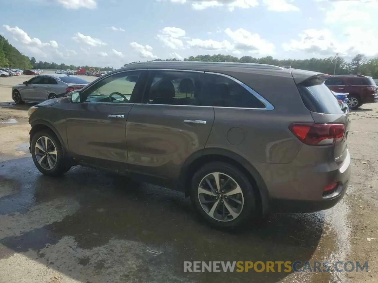 2 fotografías del automóvil dañado 5XYPH4A54KG532678 KIA SORENTO 2019