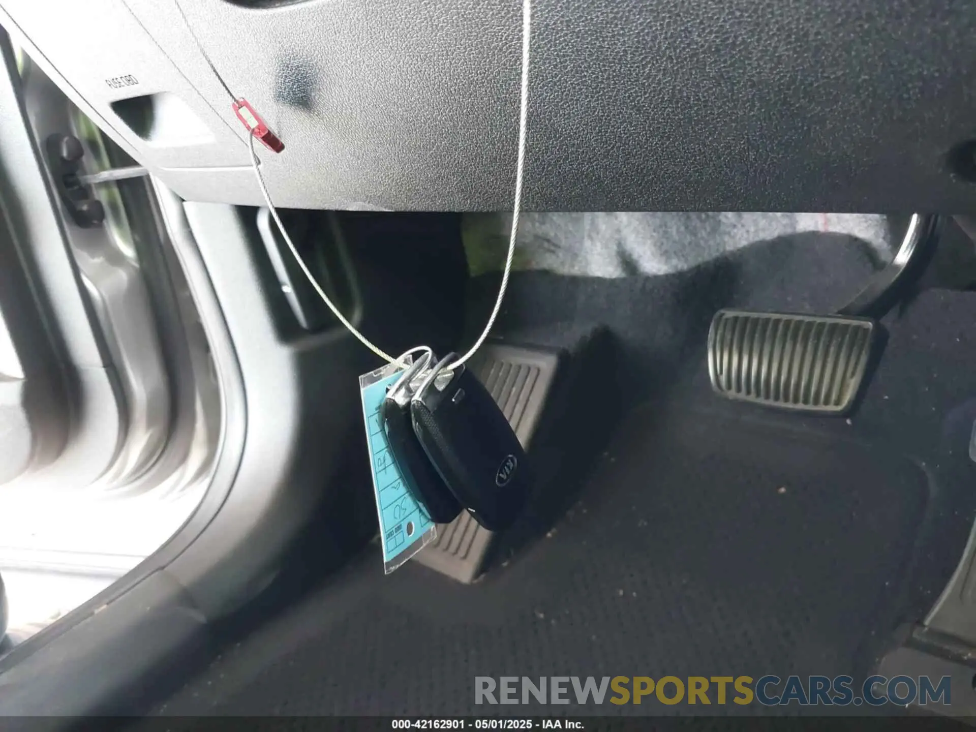 11 fotografías del automóvil dañado 5XYPH4A55KG505165 KIA SORENTO 2019