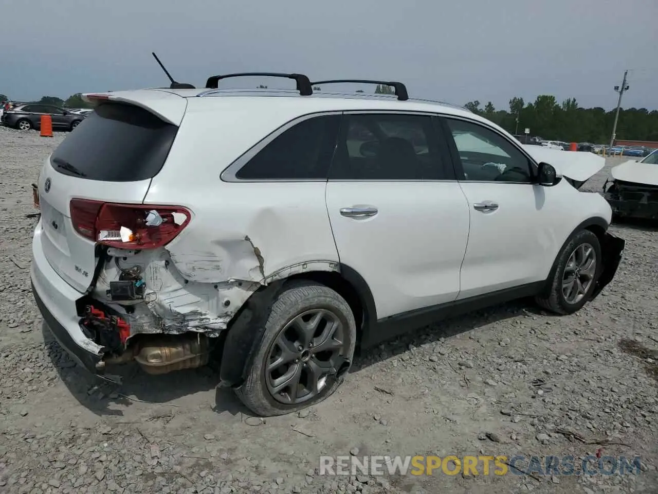 3 fotografías del automóvil dañado 5XYPH4A55KG590640 KIA SORENTO 2019