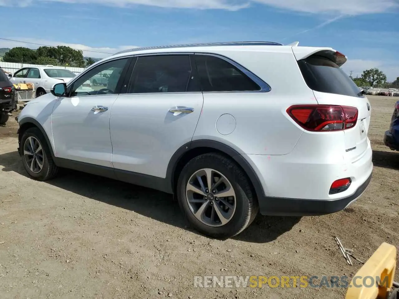 2 fotografías del automóvil dañado 5XYPH4A5XKG455234 KIA SORENTO 2019