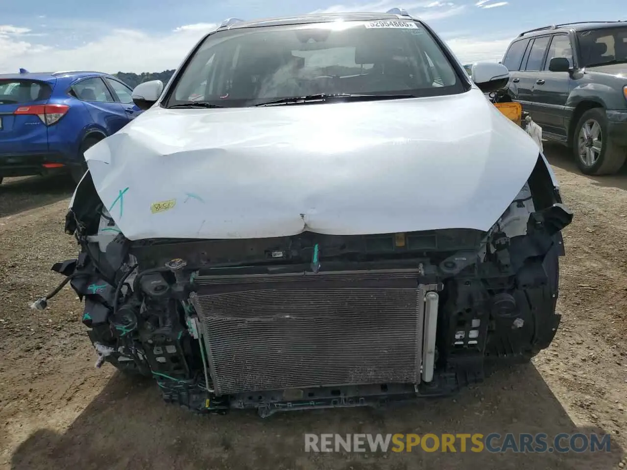 5 fotografías del automóvil dañado 5XYPH4A5XKG455234 KIA SORENTO 2019