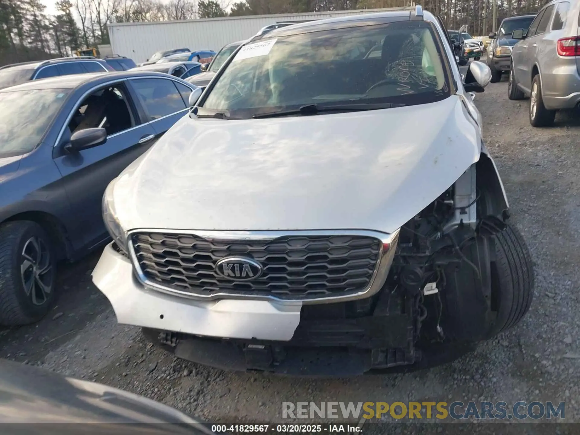 11 fotografías del automóvil dañado 5XYPH4A5XKG474169 KIA SORENTO 2019