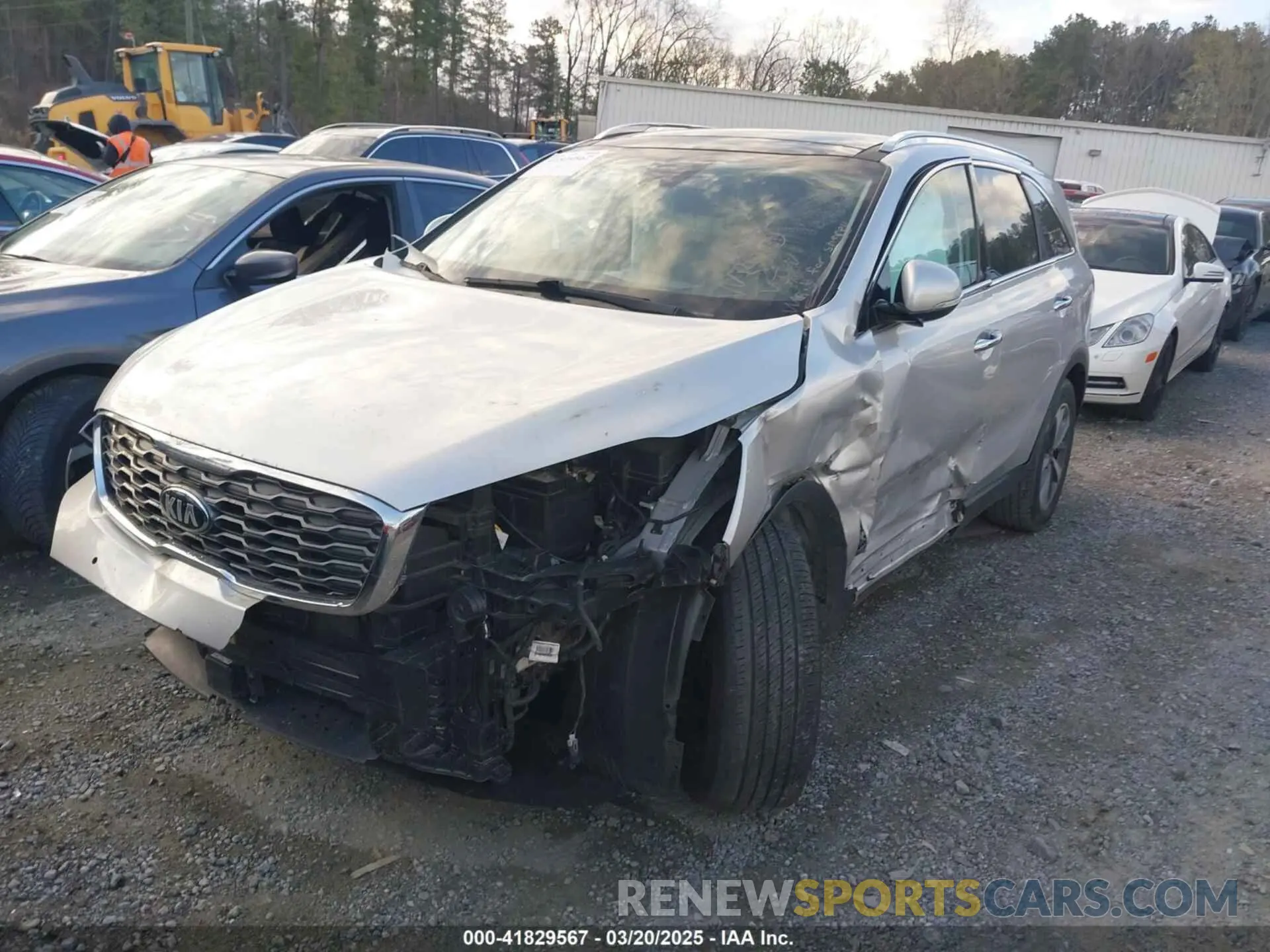 2 fotografías del automóvil dañado 5XYPH4A5XKG474169 KIA SORENTO 2019