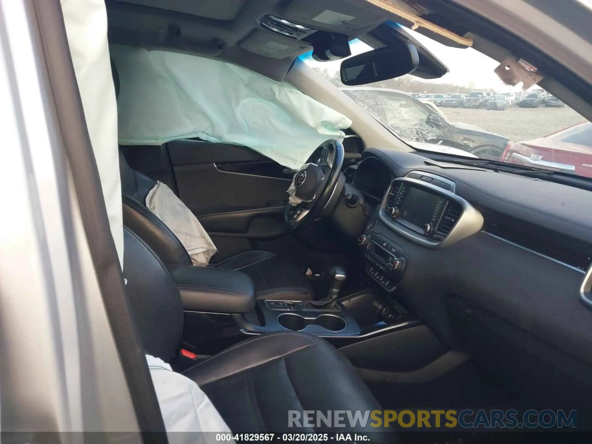 5 fotografías del automóvil dañado 5XYPH4A5XKG474169 KIA SORENTO 2019