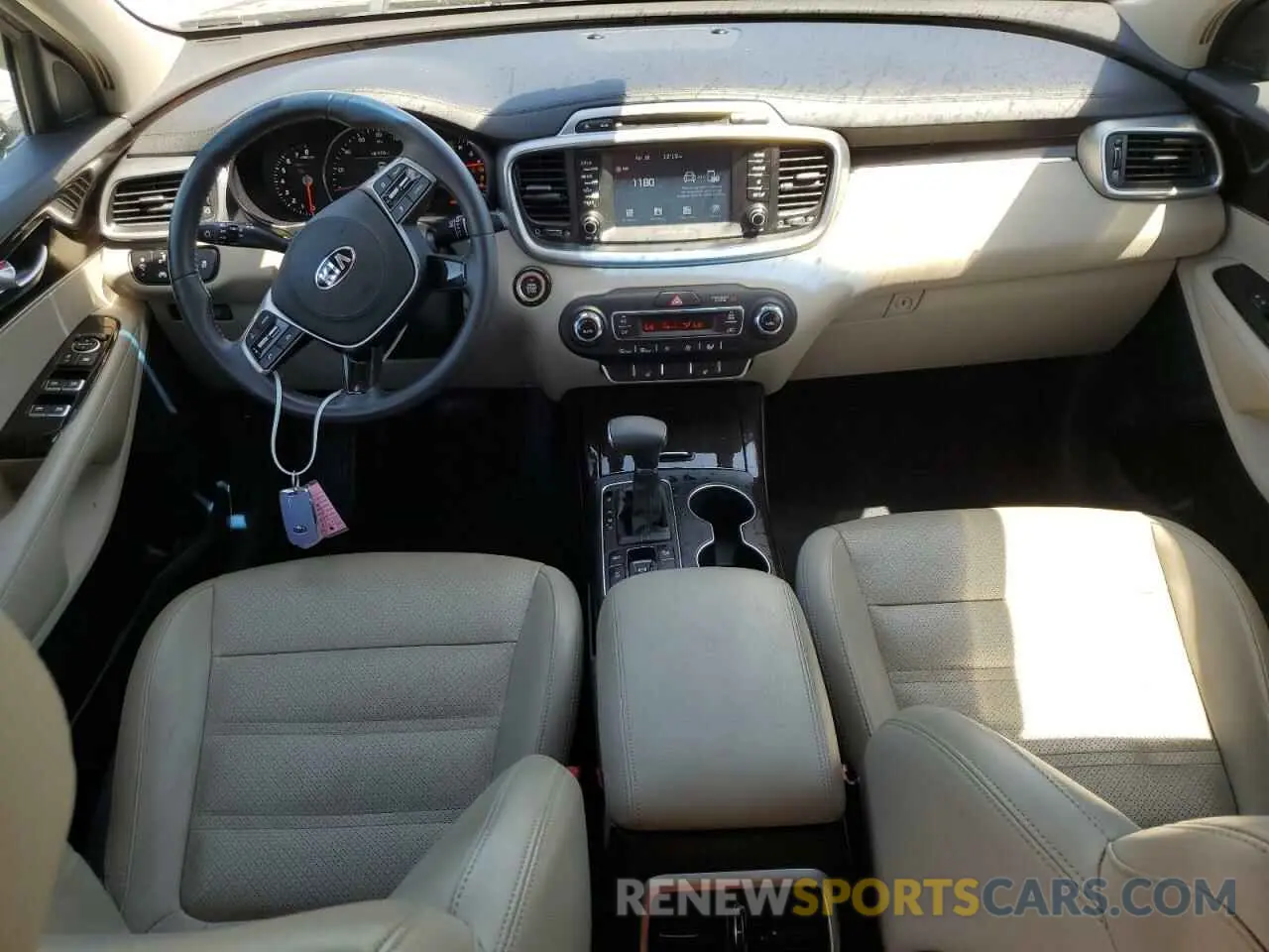 8 fotografías del automóvil dañado 5XYPHDA53KG499026 KIA SORENTO 2019