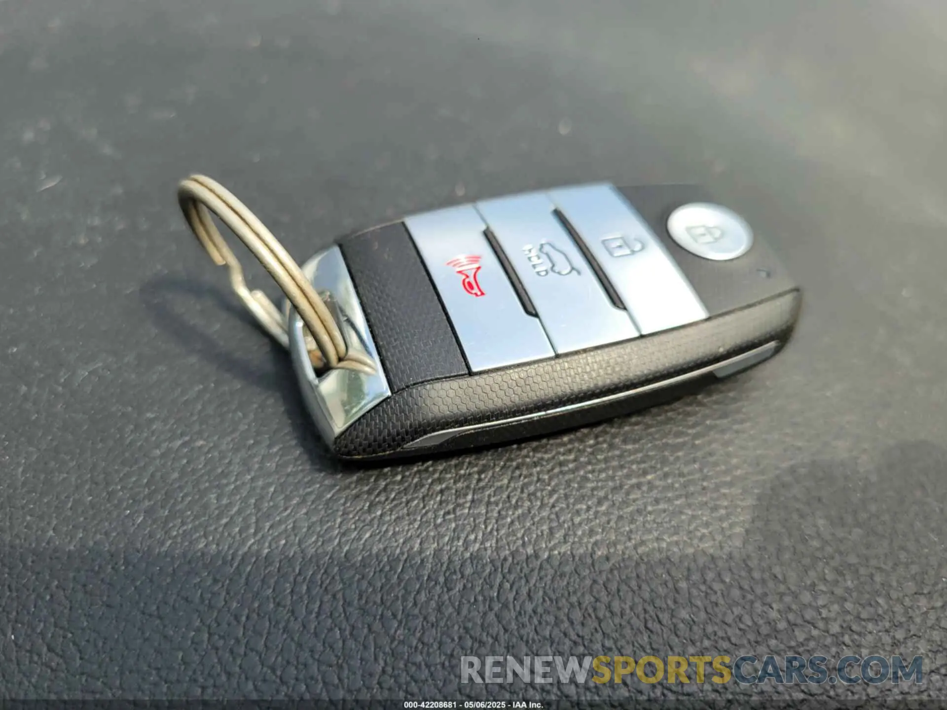 11 fotografías del automóvil dañado 5XYPHDA53KG604681 KIA SORENTO 2019