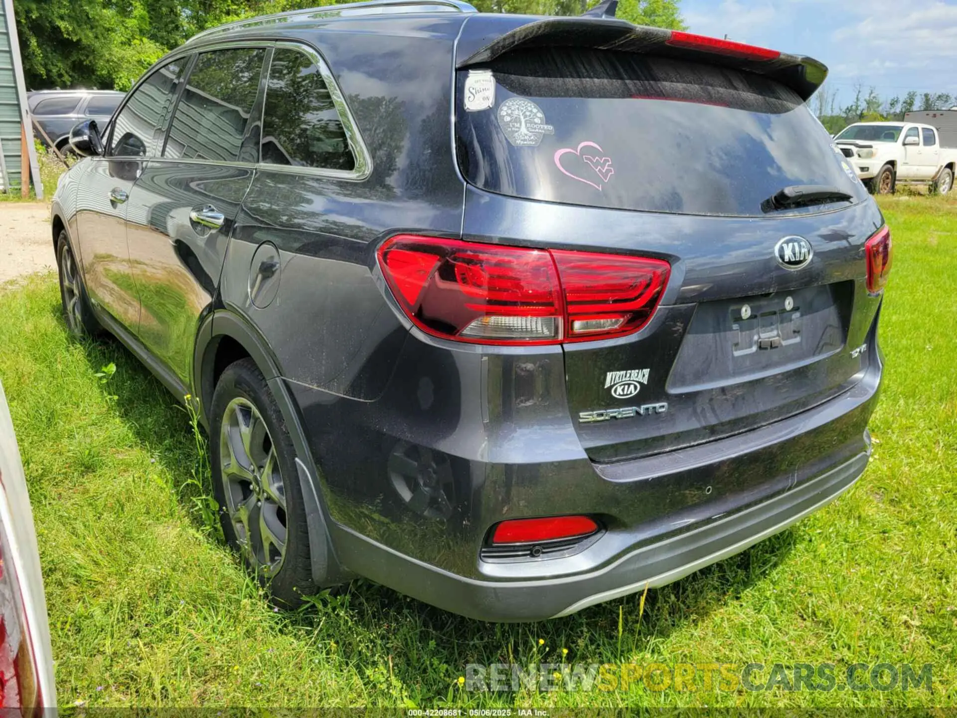 3 fotografías del automóvil dañado 5XYPHDA53KG604681 KIA SORENTO 2019