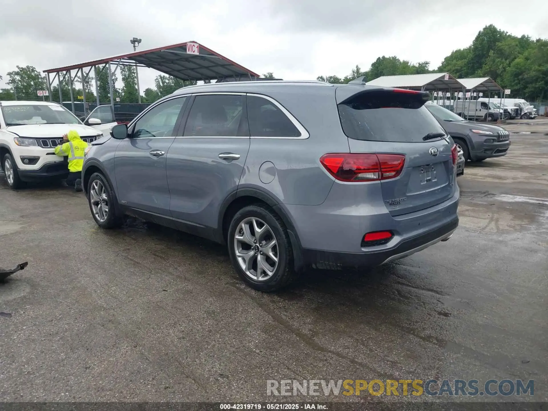 3 fotografías del automóvil dañado 5XYPHDA53KG604860 KIA SORENTO 2019
