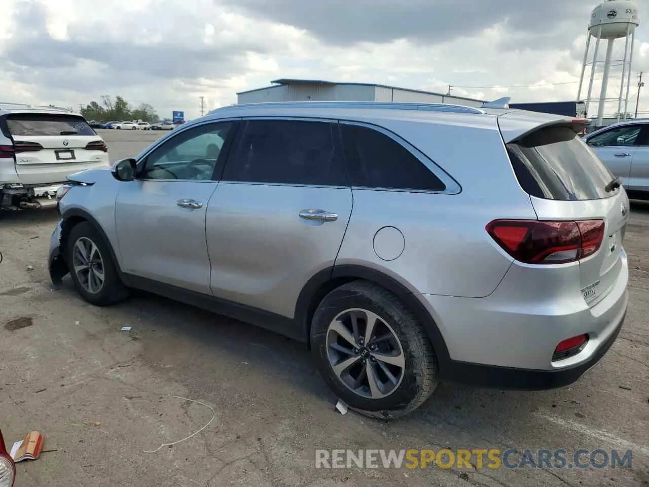 2 fotografías del automóvil dañado 5XYPHDA56KG528227 KIA SORENTO 2019