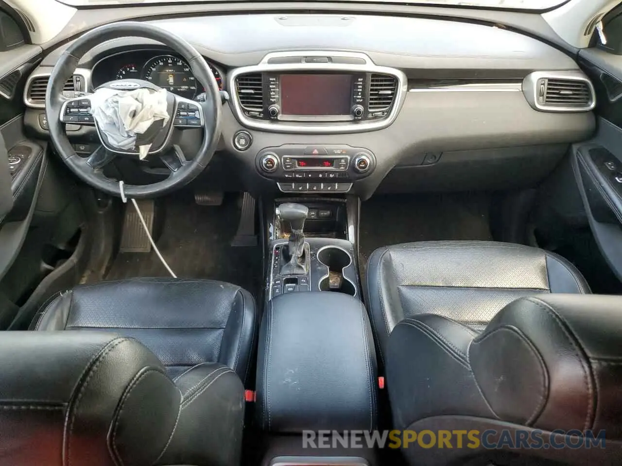 8 fotografías del automóvil dañado 5XYPHDA56KG528227 KIA SORENTO 2019