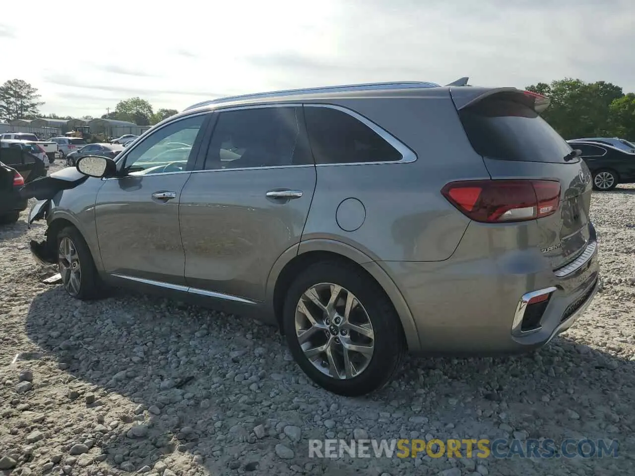 2 fotografías del automóvil dañado 5XYPK4A50KG447242 KIA SORENTO 2019