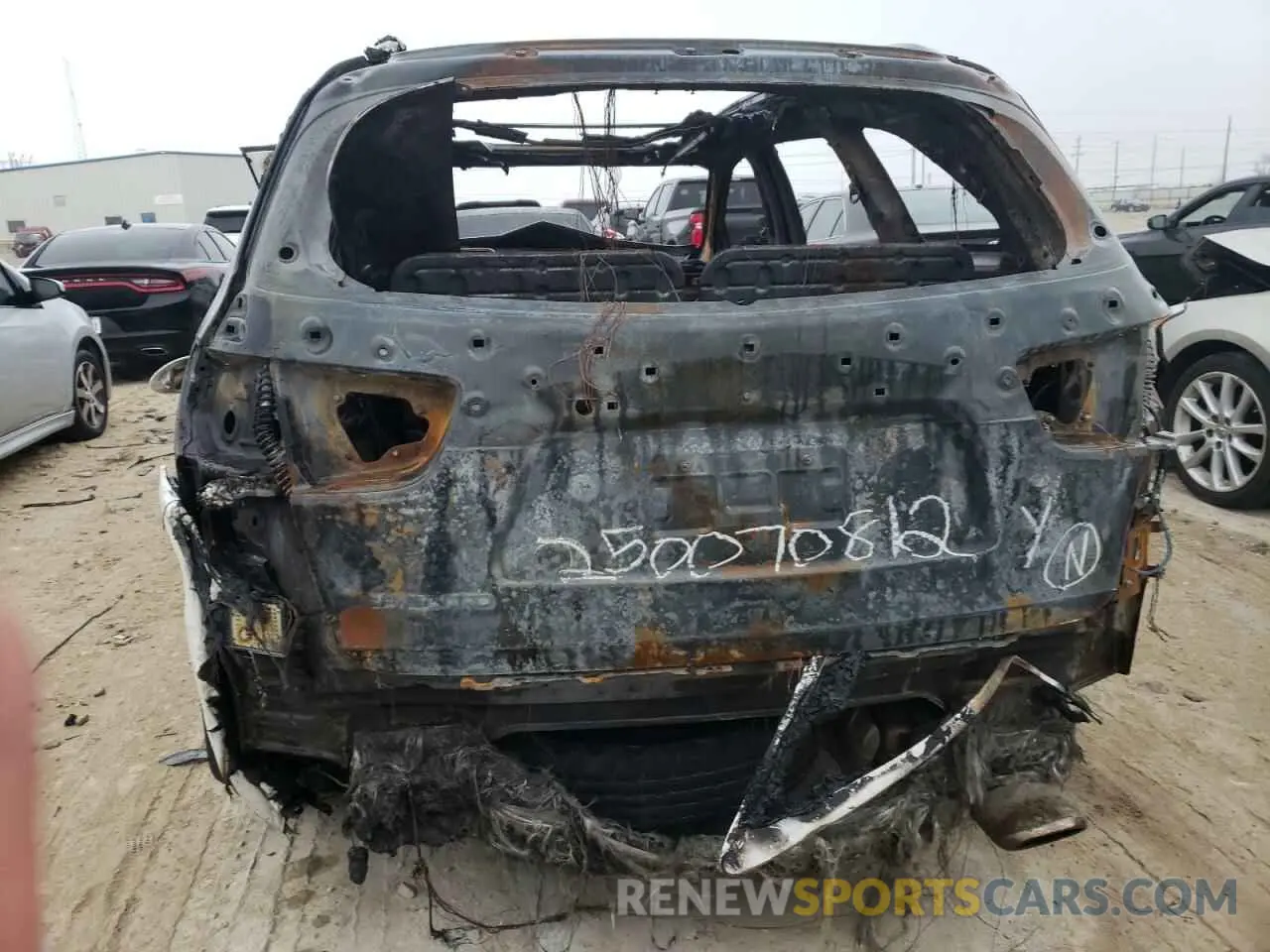 6 fotografías del automóvil dañado 5XYPK4A50KG473341 KIA SORENTO 2019