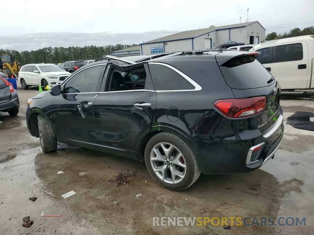 2 fotografías del automóvil dañado 5XYPK4A51KG454040 KIA SORENTO 2019