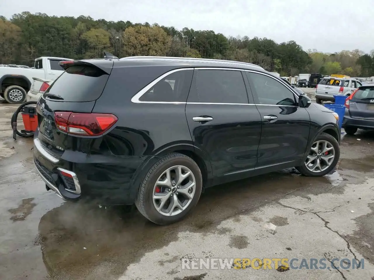 3 fotografías del automóvil dañado 5XYPK4A51KG454040 KIA SORENTO 2019